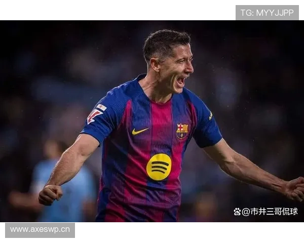 莱万转投豪门是否属于抱团行为分析